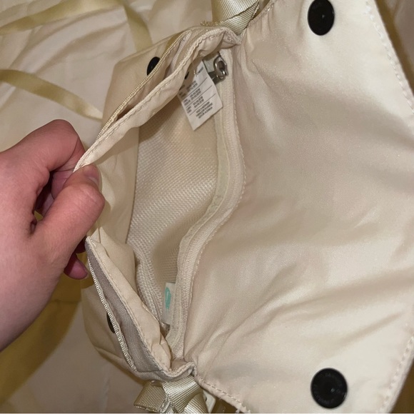 Nike Sportswear Futura 365 Crossbody Bag - Picture 7 of 8